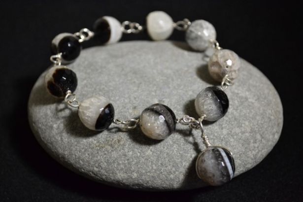 <strong>The Hangman and Blacksmith</strong> The Links Collection